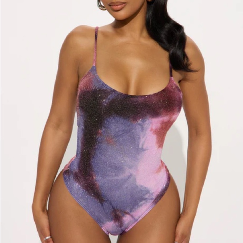 Cosmos Multicolor Scoopneck Bodysuit NEW 🏷️